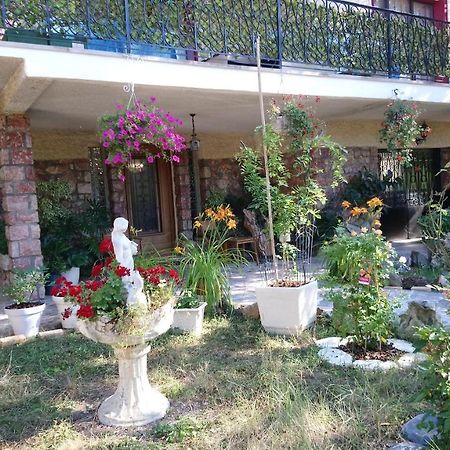 Appartement 48 M2 Avec Jardin Au Rdc Dans Villa A 5 Min A Pied Des Thermes De Vernet-Les-Bains, Location De Samedi A Samedi ภายนอก รูปภาพ